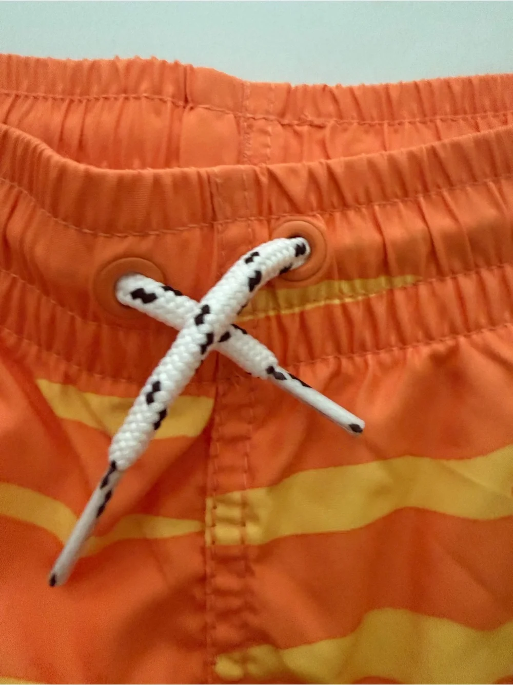 (NWT) Old Navy Boy’s Dinosaur 🦖 Swim Trunks in Orange/Multi, Large (10/12)
